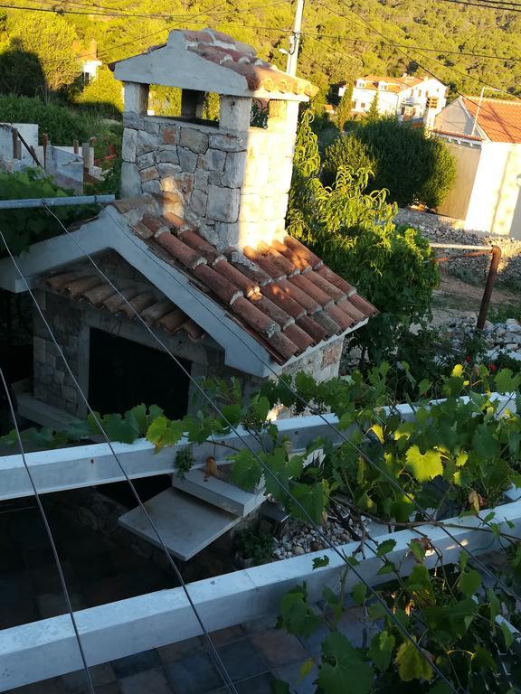 Apartment Neno - Terrace & Parking Veli Losinj Bagian luar foto