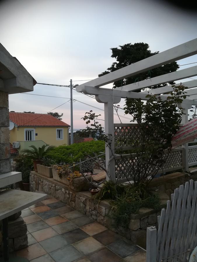 Apartment Neno - Terrace & Parking Veli Losinj Bagian luar foto