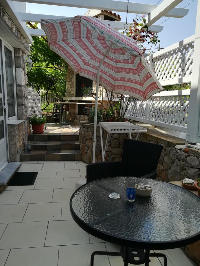 Apartment Neno - Terrace & Parking Veli Losinj Bagian luar foto