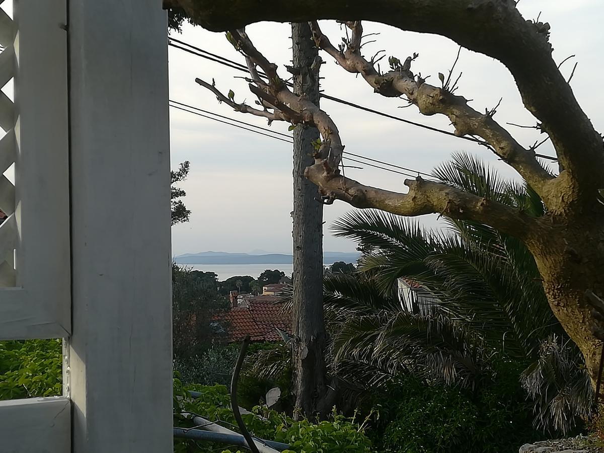 Apartment Neno - Terrace & Parking Veli Losinj Bagian luar foto